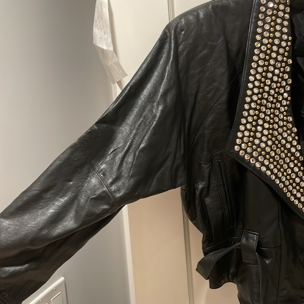 80’s oversized cropped studded gold and sparkle leather jacket by cache Ty waist - Picture 2 of 6